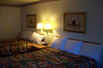 Hotel Super 8 By Wyndham North Sioux